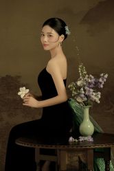 -喜爱高定婚纱摄影