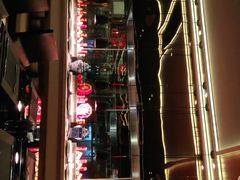 -大中华希尔顿酒店-念自助餐·嗨啤·小龙虾