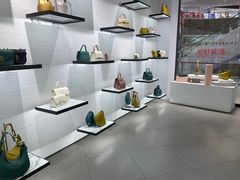-CHARLES & KEITH(青岛万象城店)