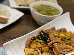 爆炒腰花-韩邦朝天锅