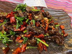 -香巴拉云南餐厅(华莱坞店)