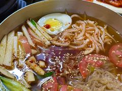 -亲昵春川鸡排(韩国美食街店)