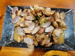 -老东镇啤酒屋海鲜加工·蒸汽海鲜·海鲜烧烤(台东店)