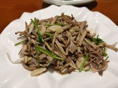 鲜菇爆百叶-马凯餐厅(地安门店)