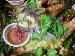 -东海岸人工湖美食村