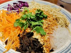 -喝丢一只鞋海鲜烧烤·海肠捞饭(市场店)