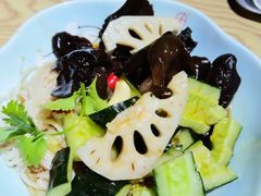 -马路牙子烧烤馄饨酒馆(望京店)