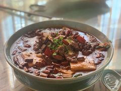 水煮包浆豆腐嫩牛肉-丽江金茂凯悦臻选酒店-滇香馆