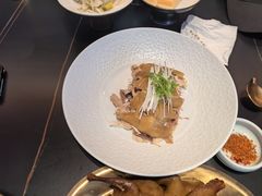 -鸽子侯·家宴·平价海鲜(绿地店)