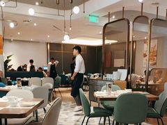 -港丽餐厅(来福士店)