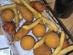 炸物小吃拼盘-阳光披萨(辽宁路店)