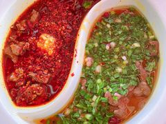 鸳鸯水煮牛肉-成都吃客(九眼桥店)