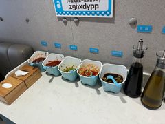 小料台-灵芝妹子海鲜米线(劳动公园店)