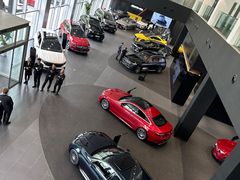 -奔驰上海利星(七宝店)