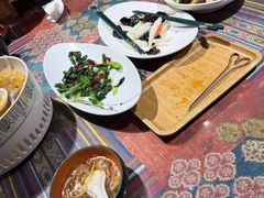 -乡村馕坑肉·烧烤·新疆菜·本地人更爱吃(阿勒泰首店)