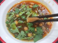 -烧哥美蛙肥肠鱼火锅·十五年社区店