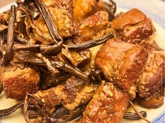 土罐煨花肉-芙蓉凰花园酒楼