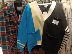 -URBAN REVIVO(上海中庚漫游城店)