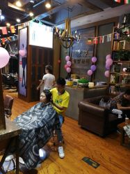 点击看大图 前台-谦亨·Hair·Salon