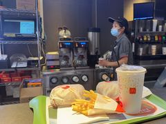 -麦当劳(阳朔益田西街店)