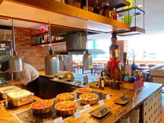 自助取餐区-广州中心皇冠假日酒店-环市食坊·海鲜自助餐厅
