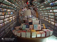 -钟书阁(珍园店)
