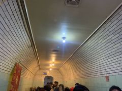 大堂-洞庭洲·防空洞火锅·烧烤·铜锅涮肉(新百广场店)