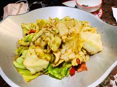 干锅包心菜-新白鹿餐厅(爱琴海购物中心店)