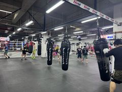 -FIGHTMAN格斗俱乐部(长宁临空店)