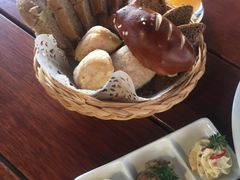 -皇冠自酿啤酒坊(中国红街5号楼店)