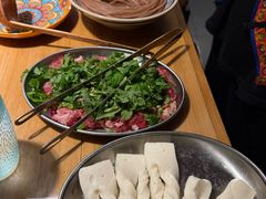 -洱火云南酸菜牛肉火锅(石景山当代商城店)