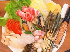 -樾餐厅泰式海鲜火锅(民歌湖店)
