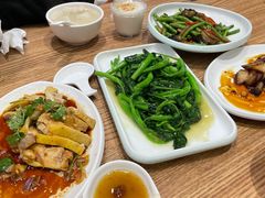 -裕记烧腊连锁餐饮(国商分店)