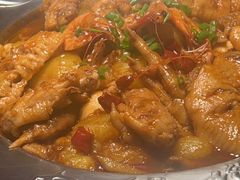 -钳小厨疯味1987肉蟹煲(美一城广场店)