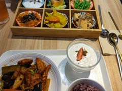 -轻蔬不用等·素食(江苏路店)