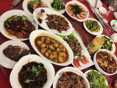 -大连长城大饭店(西安路地铁站店)