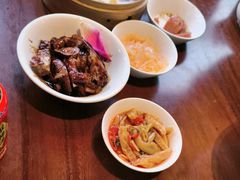 杭州经典酱卤鸭-李犟大爆鳝面·手工蟹黄包(湖滨西湖店)