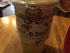 -喜茶(东莞雍华庭店)