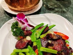 荷芹炒马肠-东方亚克西餐厅(西康路店)