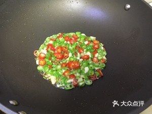 夏天必备的小苞苞清爽皮蛋豆腐