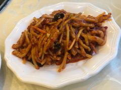 -鑫巴蜀小镇 · 水煮鱼专研店(玉桥店)