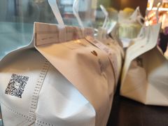 -蝴蝶里·粤菜·点心(滨江龙湖店)