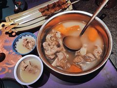 宁夏盐池滩羊手抓肉-丝路金桃·新疆菜(徐汇店)