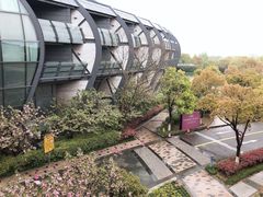 -上海滴水湖皇冠假日酒店