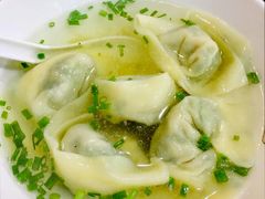 特色荠菜肉馄饨-潘国仙耳光馄饨(黄家阙路店)