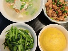 -悦芽照护月嫂+育儿嫂(杭州店)