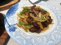 酸汤肥牛-江南厨子(万象天地店)