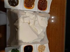 -95号酱骨·一块豆腐(展春园西路店)