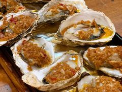 蒜泥生蚝-老东镇啤酒屋海鲜加工·蒸汽海鲜·海鲜烧烤(台东店)