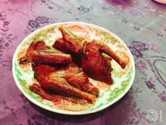 盐焗乳鸽-惠食佳·朱雀(东方商厦店)